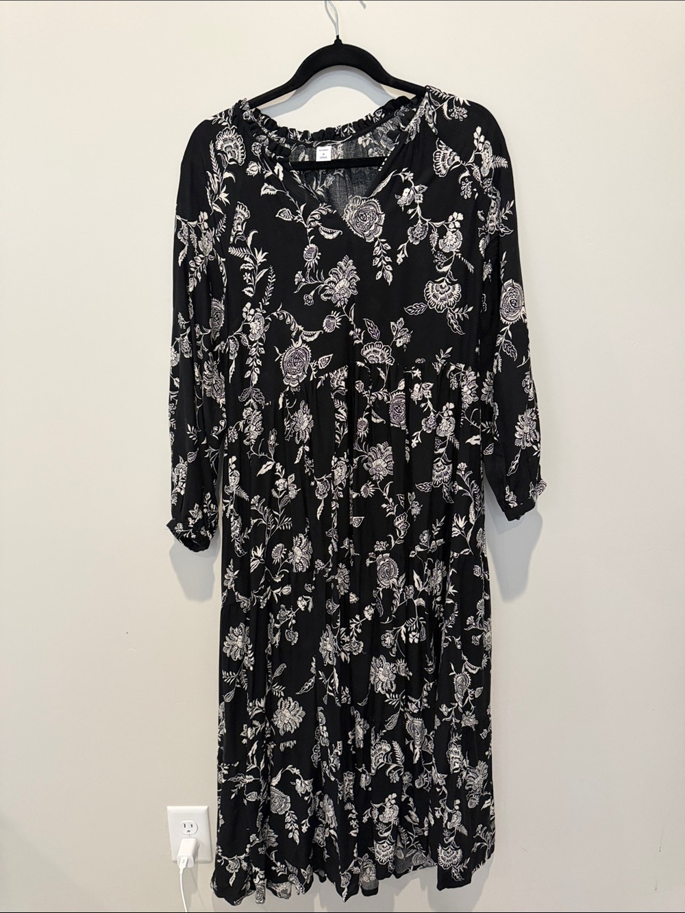 Old Navy Black Floral Long Sleeve Tiered Midi Dress